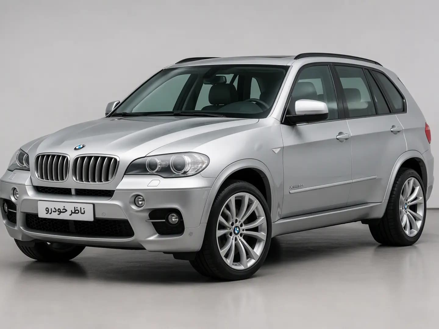 سهرخ جلو بی ام و X5 50 سال 2011 - 2013