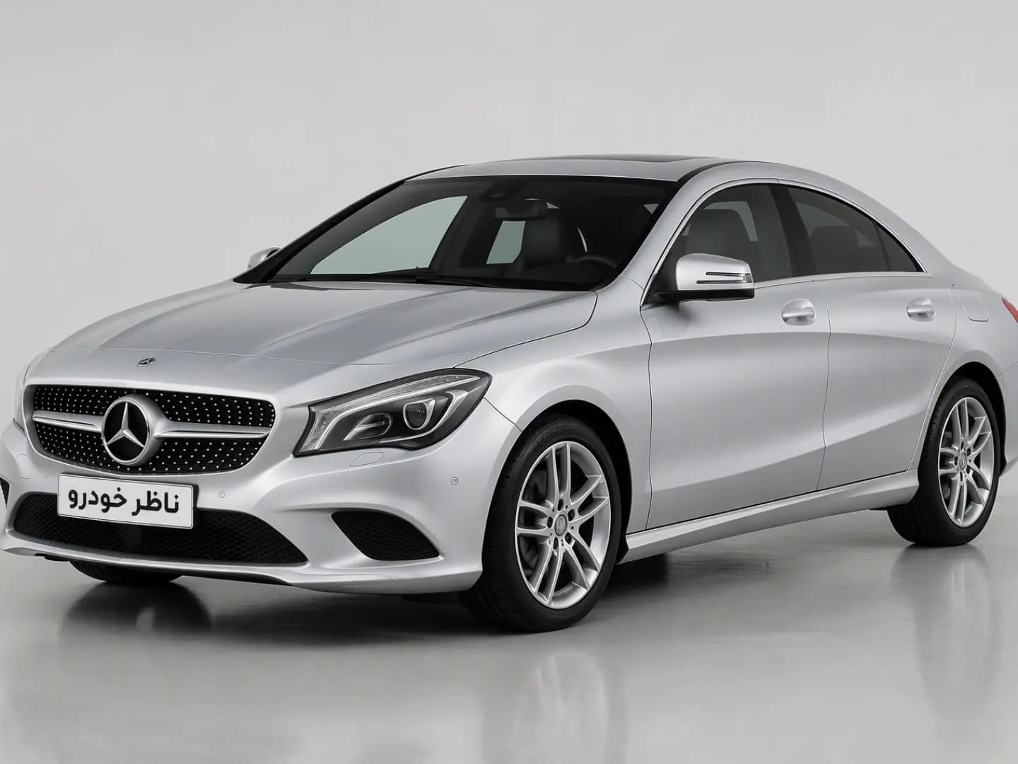 سهرخ جلو بنز کلاس CLA CLA250 سال 2014 - 2017